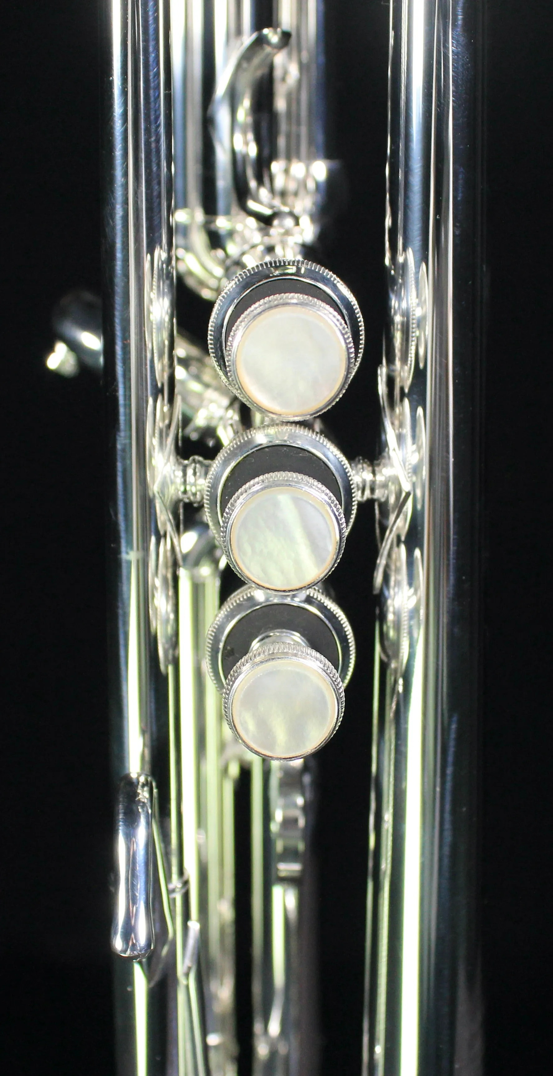 Bach Stradivarius LT180S37 Lightweight Professional Bb Trumpet (Silver Plated)