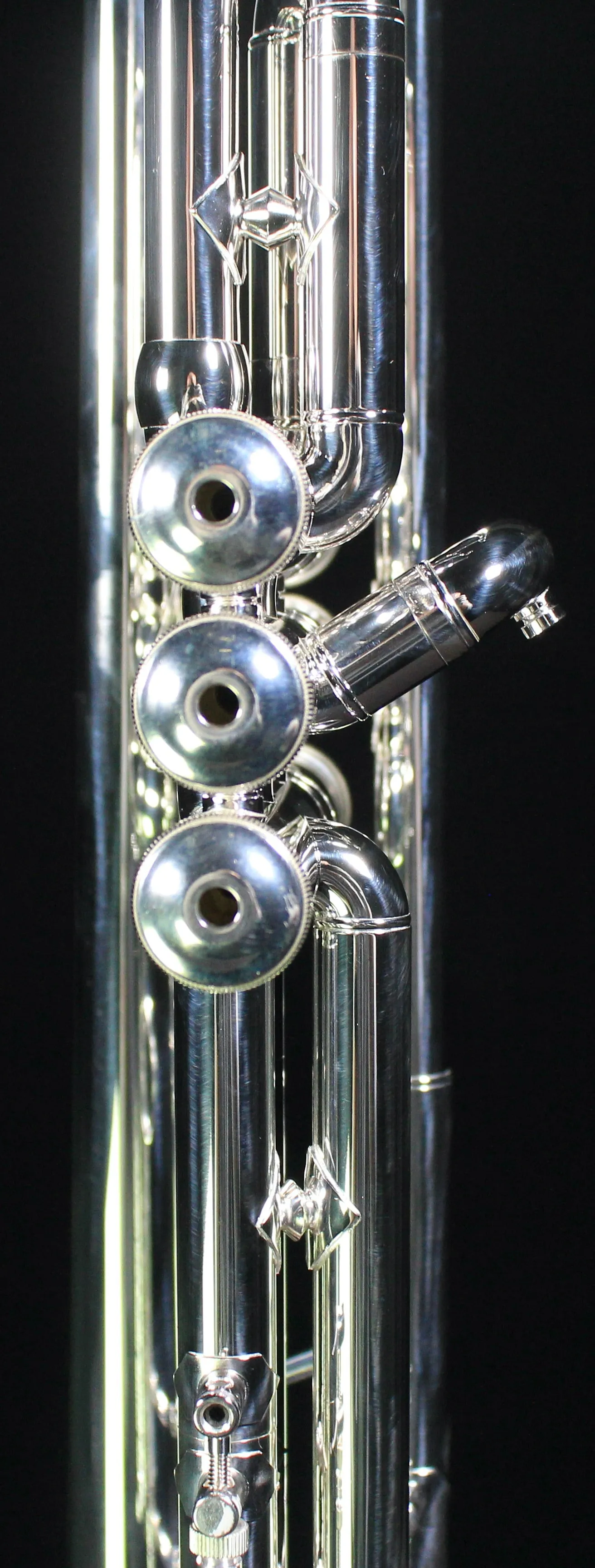 Bach Stradivarius LT180S37 Lightweight Professional Bb Trumpet (Silver Plated)