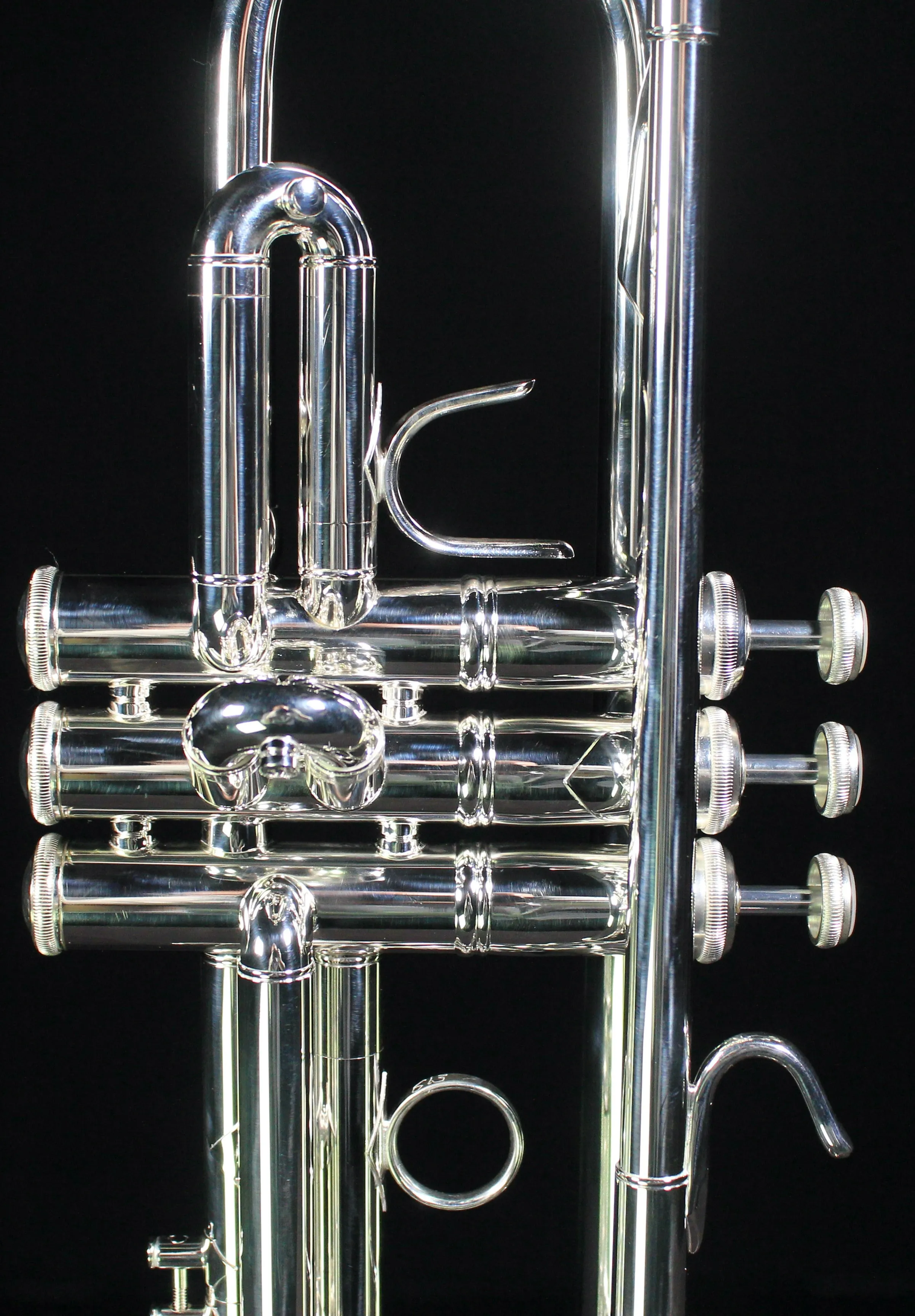 Bach Stradivarius LT180S37 Lightweight Professional Bb Trumpet (Silver Plated)