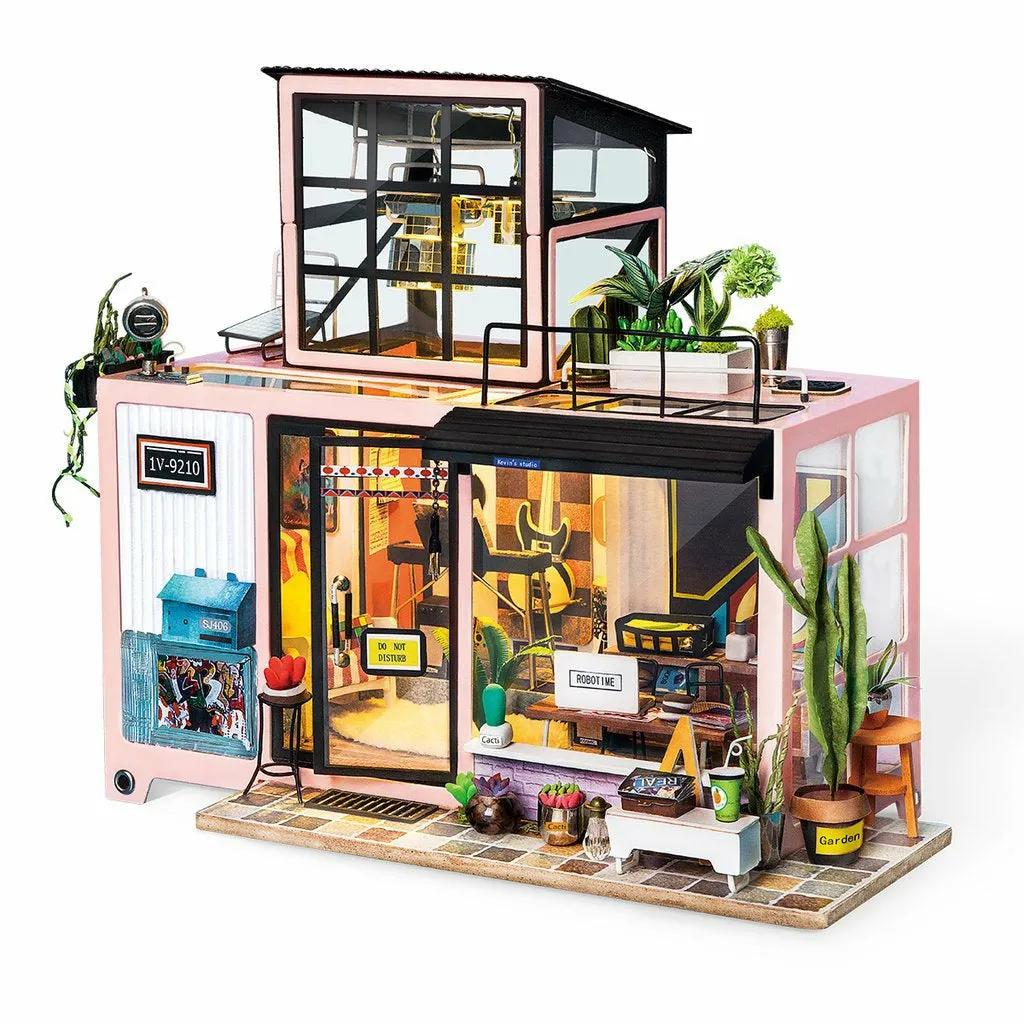 DIY House House Kevin's Studio