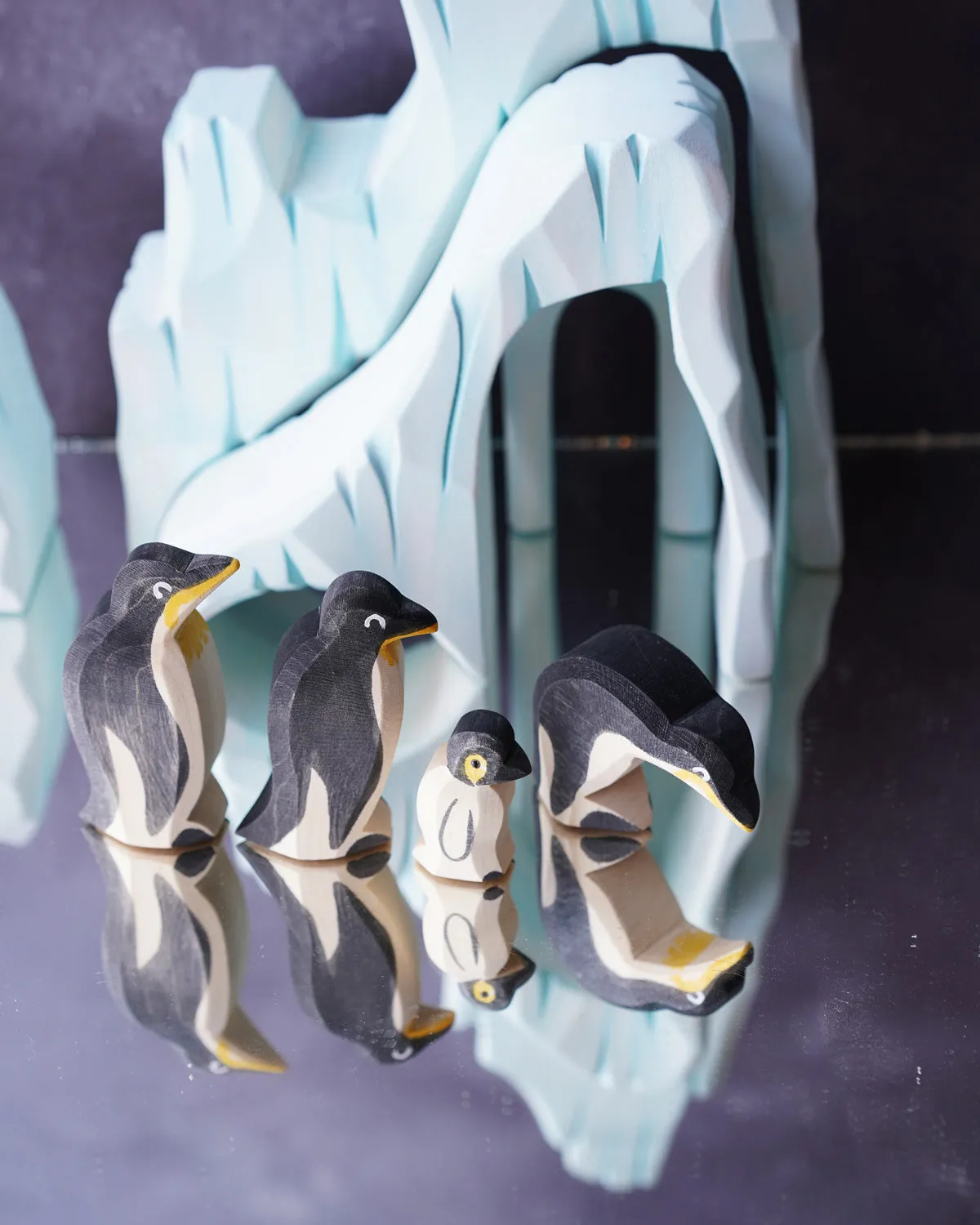 Ostheimer Penguin Head Down