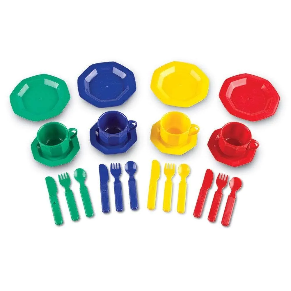 Pretend & Play® Dish Set
