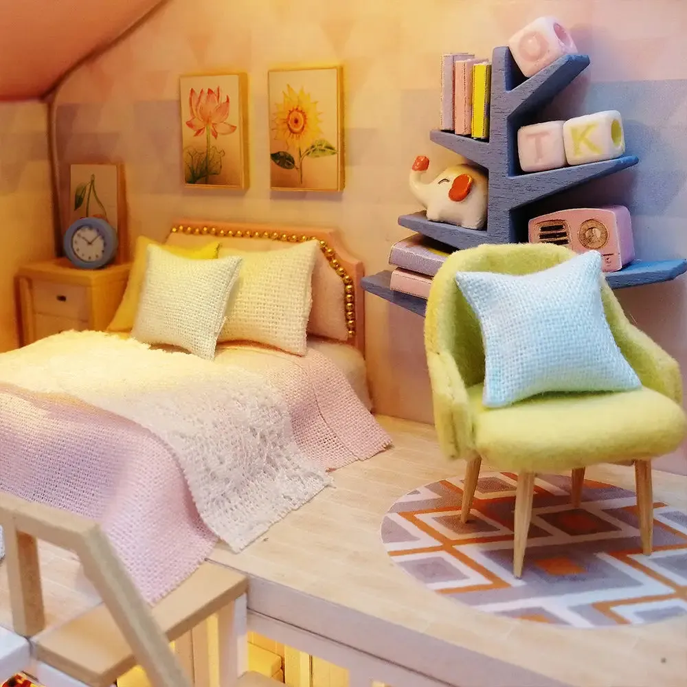 "Sweet Time" Miniature Dollhouse Kit
